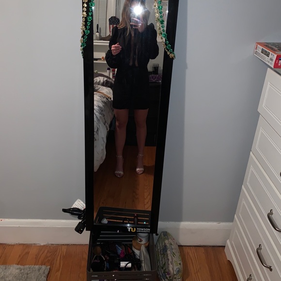 *BRAND NEW* black dress - Picture 1 of 1